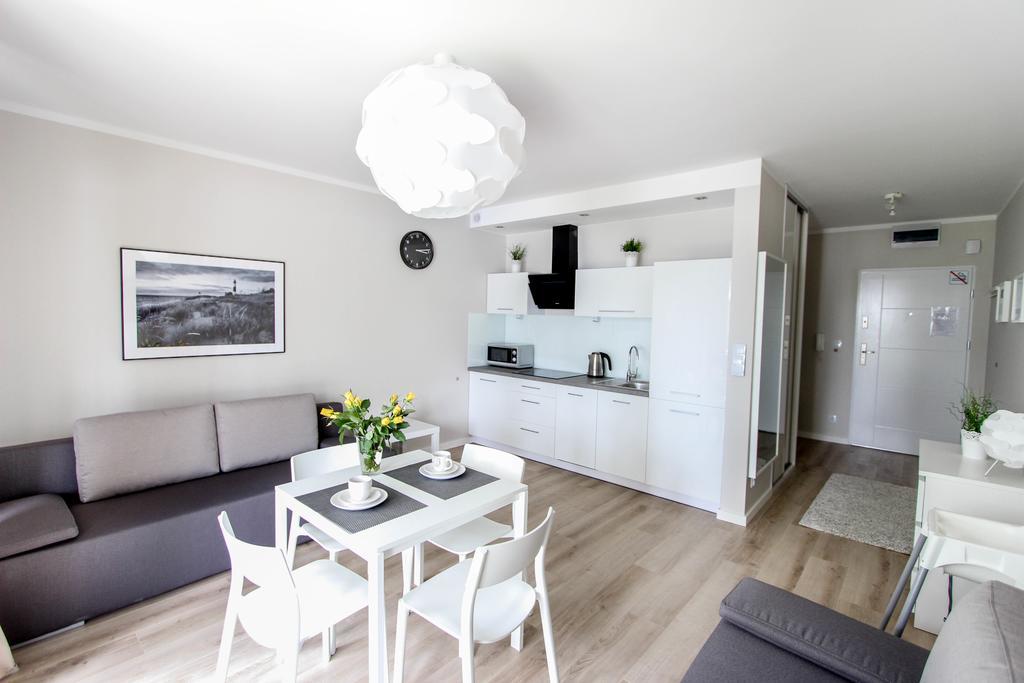 אוסטרוני מורסקי Rezydencja Apartamenty Ostrowski מראה חיצוני תמונה